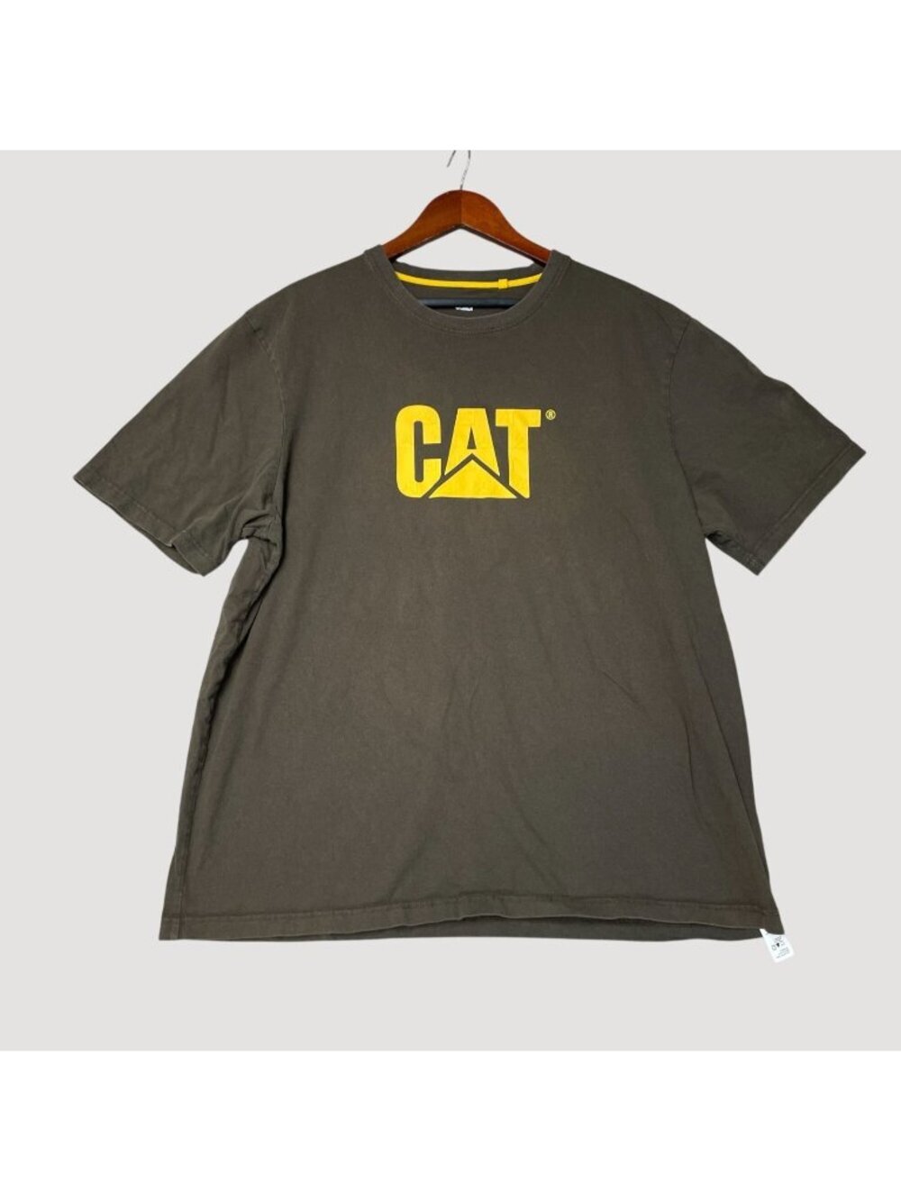 CAT Men's XXL  Graphic Logo T-Shirt 100% Cotton Casual Crew Neck e1633